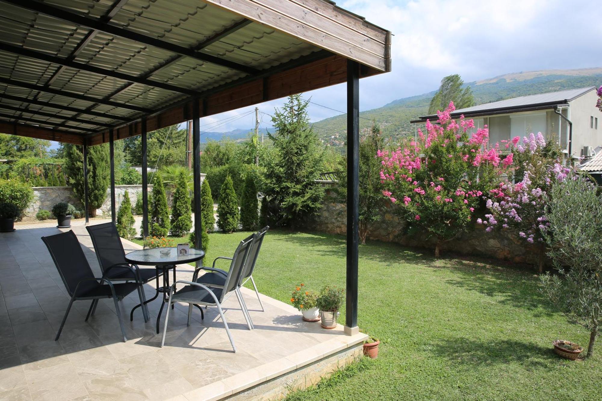 Villa Goriza Prestige オフリド エクステリア 写真